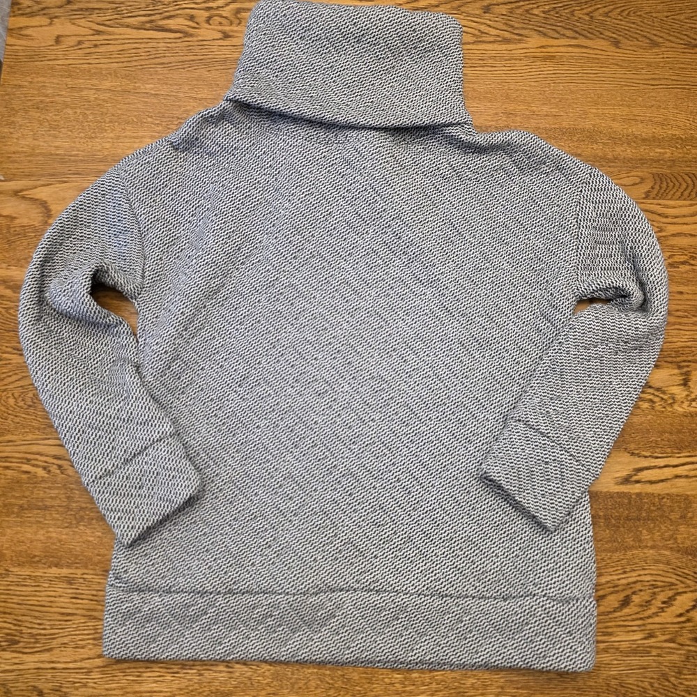 GapFit Sweatshirt Womens Small Black & White Quilted Textured Cowl Neck Pullover